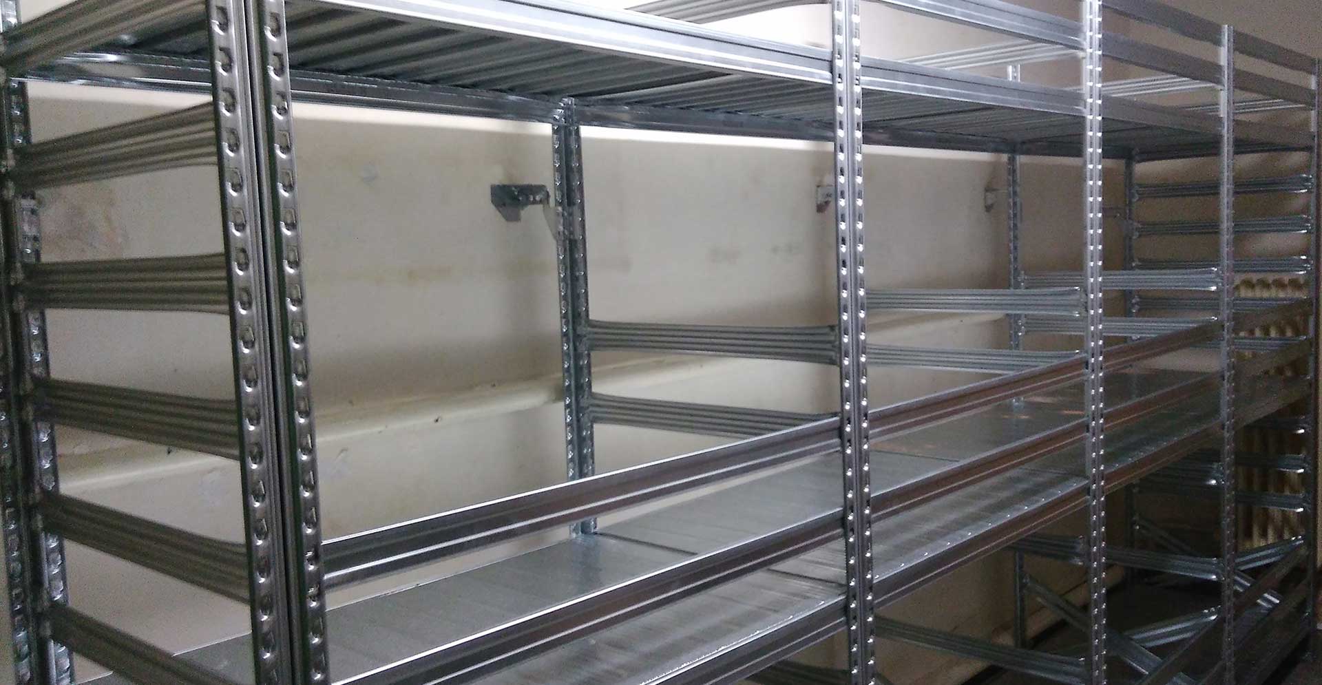 ugp-lagertechnik-schulen-kindergarten-steckregale-2